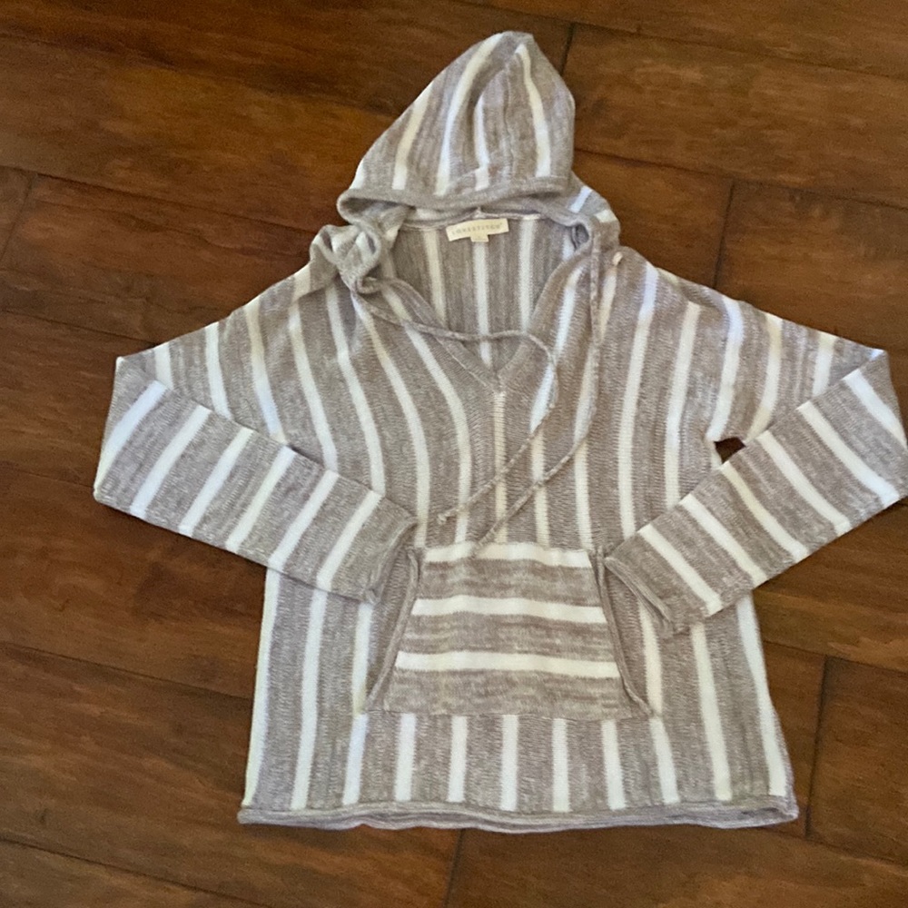VICI Lovestitch Women’s small sweater/hoodie. Bought at VICI